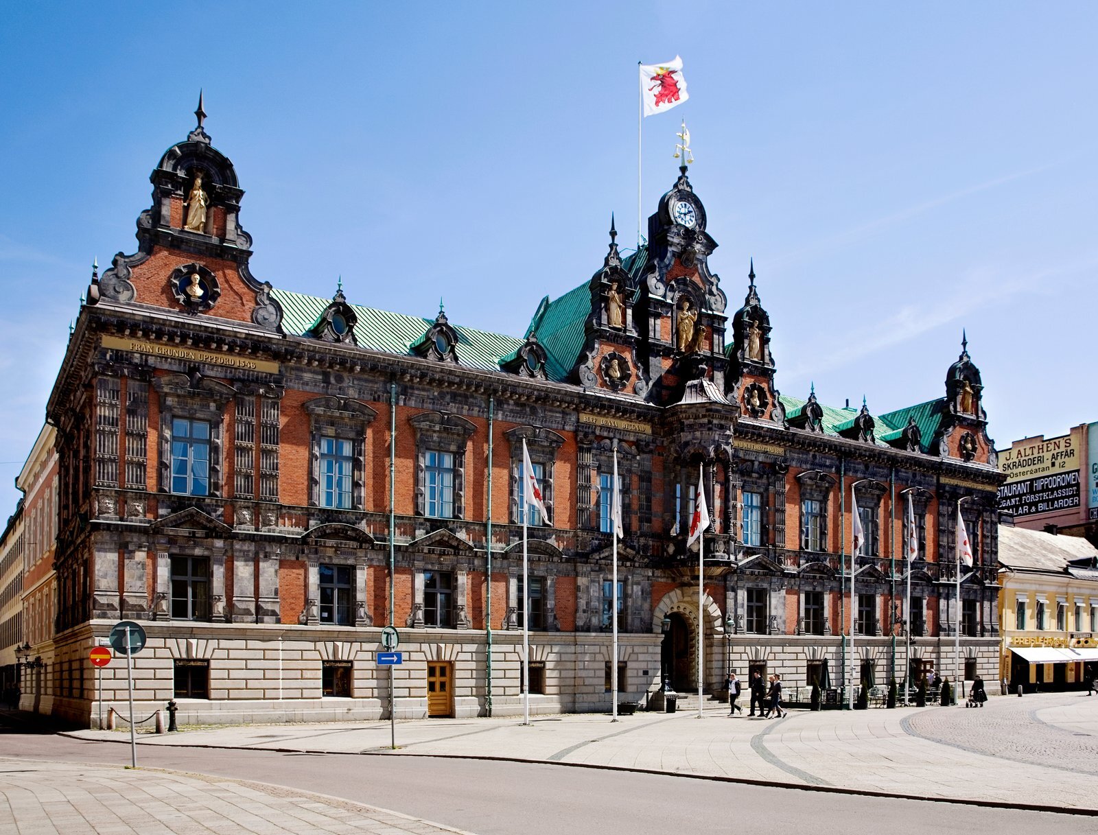 img_4385_sa_red_malmo_city_hall_lores
