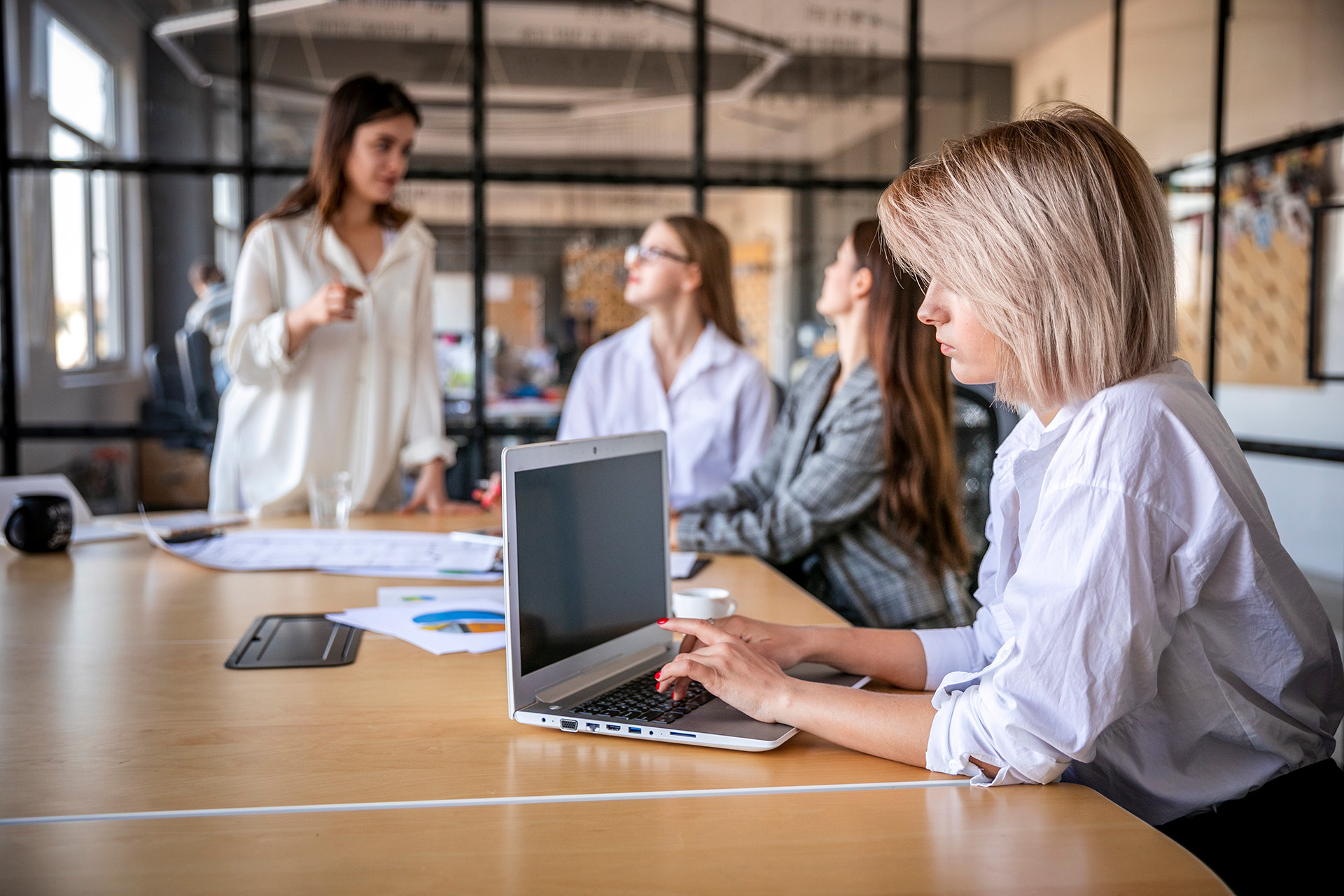 strategical-meeting-company-with-women